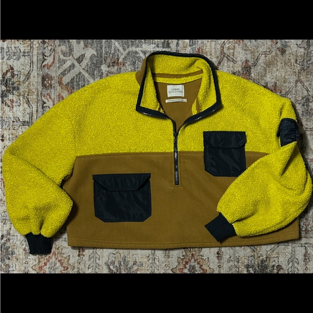Urban Outtfitters oversized cropped sweater. Size M